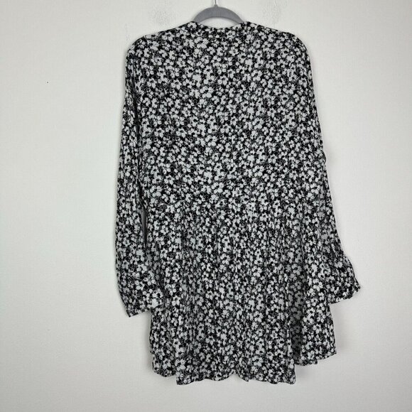 Lane Bryant Black White High Low Button Down Floral Long Sleeve Shirt Size 14 - Picture 4 of 5